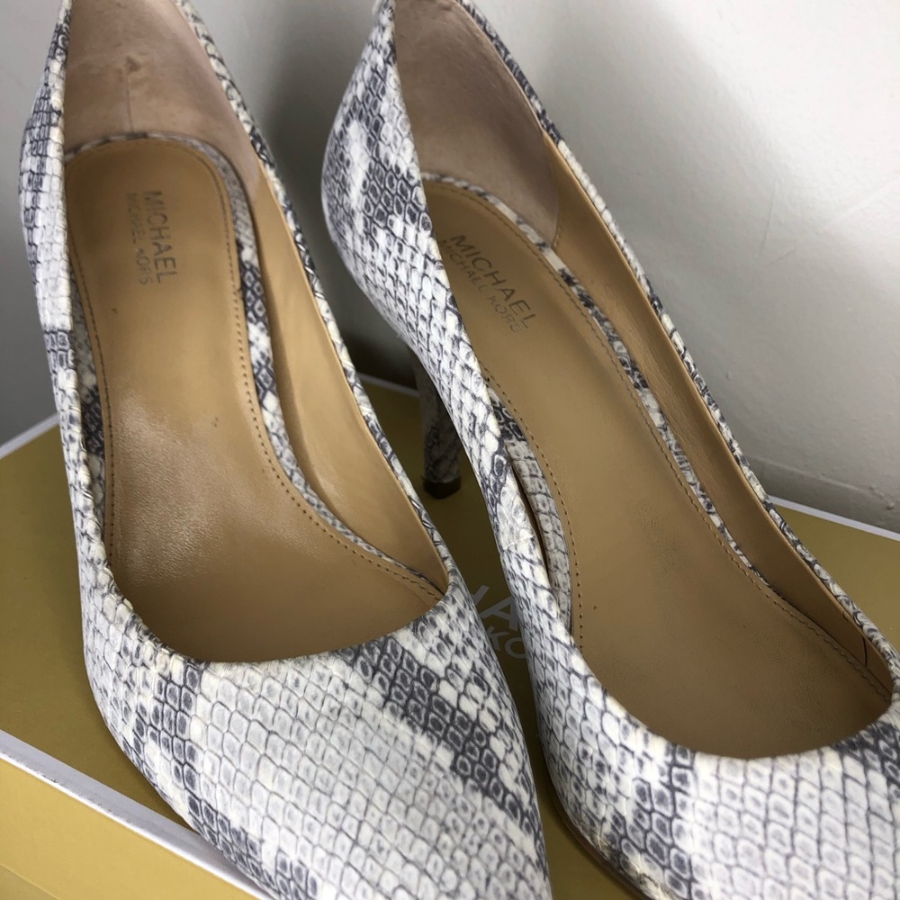 Michael kors pumps - Picture 2 of 6